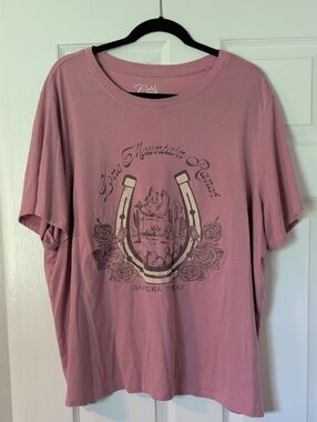 CozyRose Lone Mountain Ranch Graphic Tee - Pink